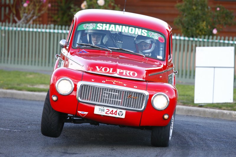 Paul and Mike Batten Volvo PV544 in the Targa Tamania 2008 Click to 